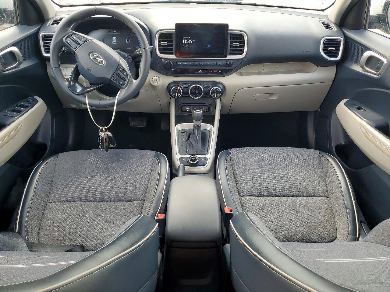 2023 Hyundai Venue Limited - zdjęcie 8