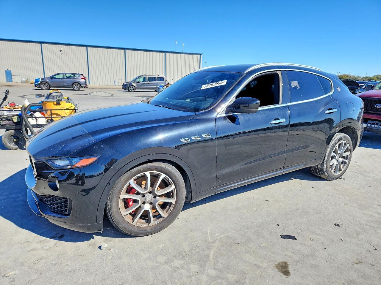 2017 Maserati Levante S - zdjęcie główne