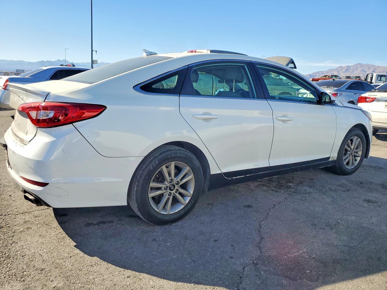 2016 Hyundai Sonata Se - zdjęcie 3