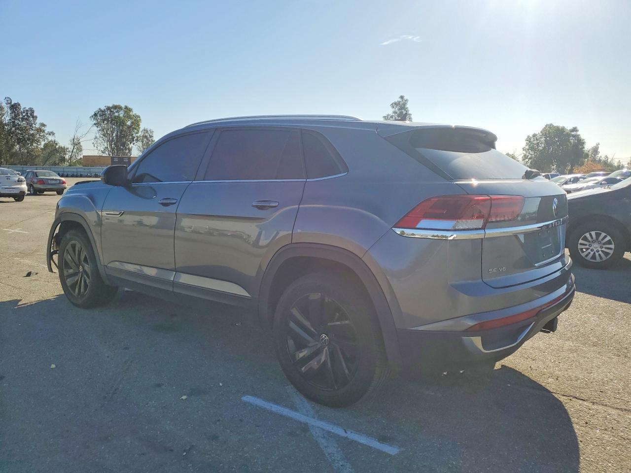 2023 Volkswagen Atlas Cross Sport Se - zdjęcie 2