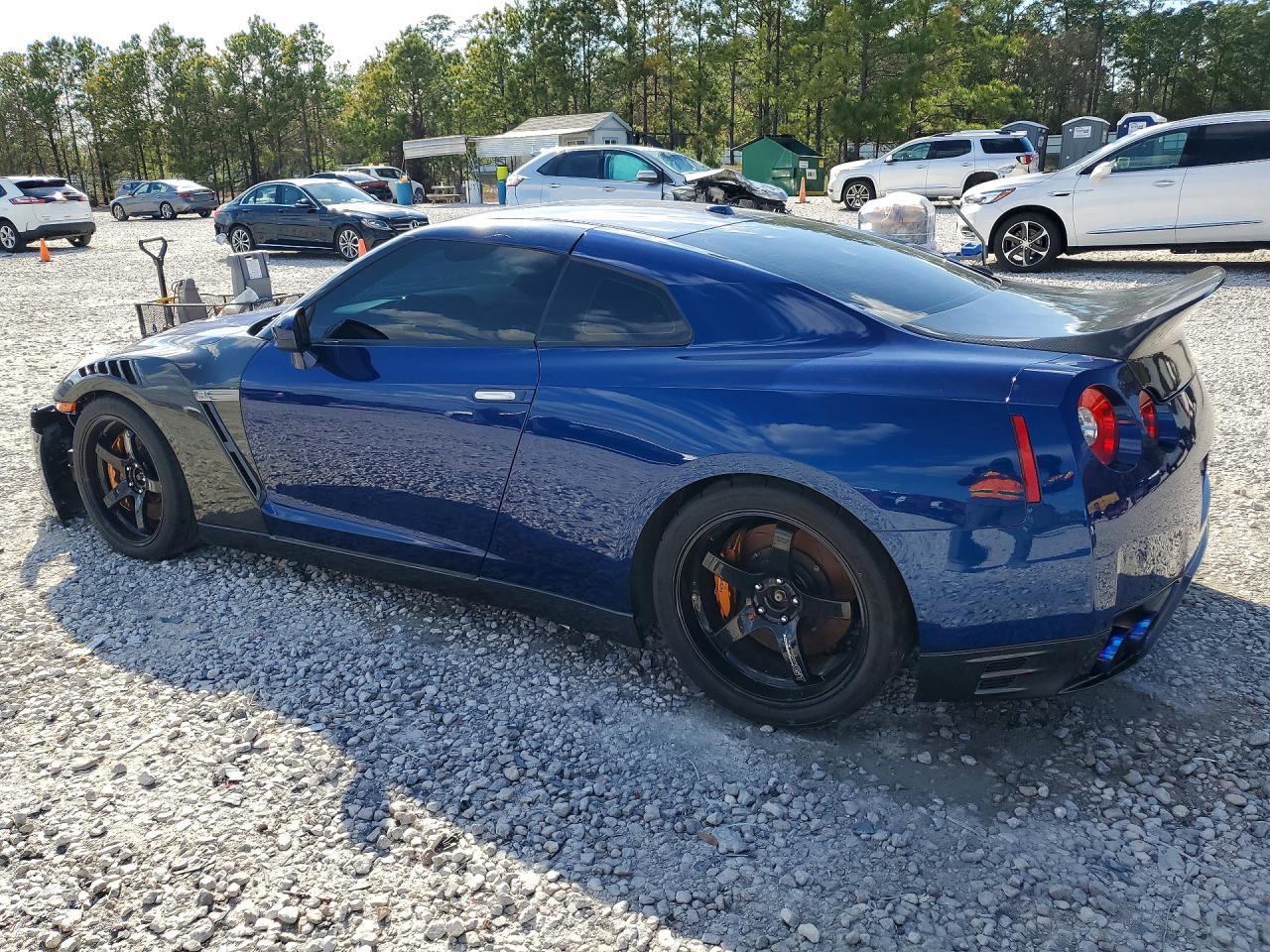 2016 Nissan Gt-R Nismo - zdjęcie 2