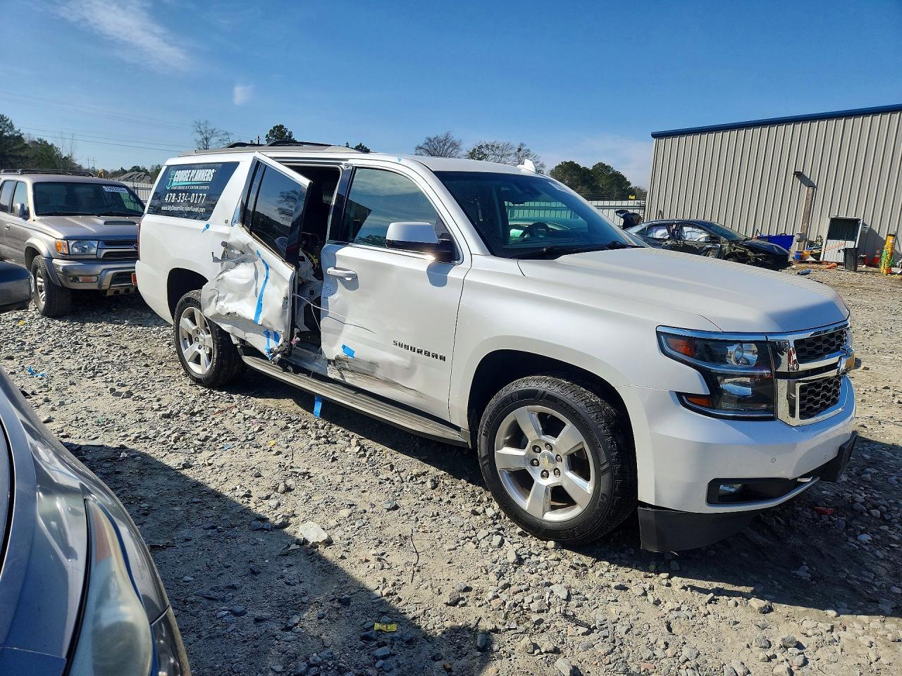 2016 Chevrolet Suburban K1500 Lt - zdjęcie 4