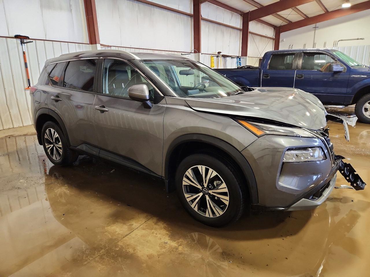 2023 Nissan Rogue Sv - zdjęcie 4