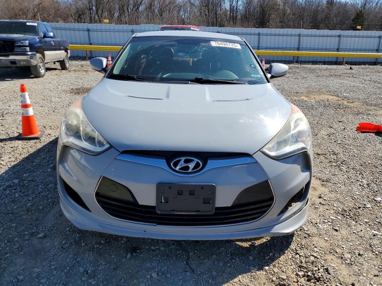 2013 Hyundai Veloster - zdjęcie 5