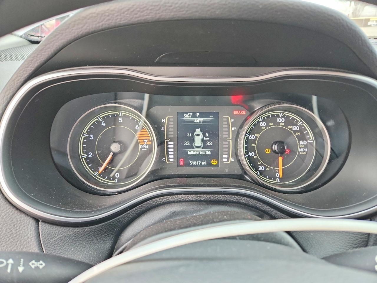 2021 Jeep Cherokee Latitude - zdjęcie 9