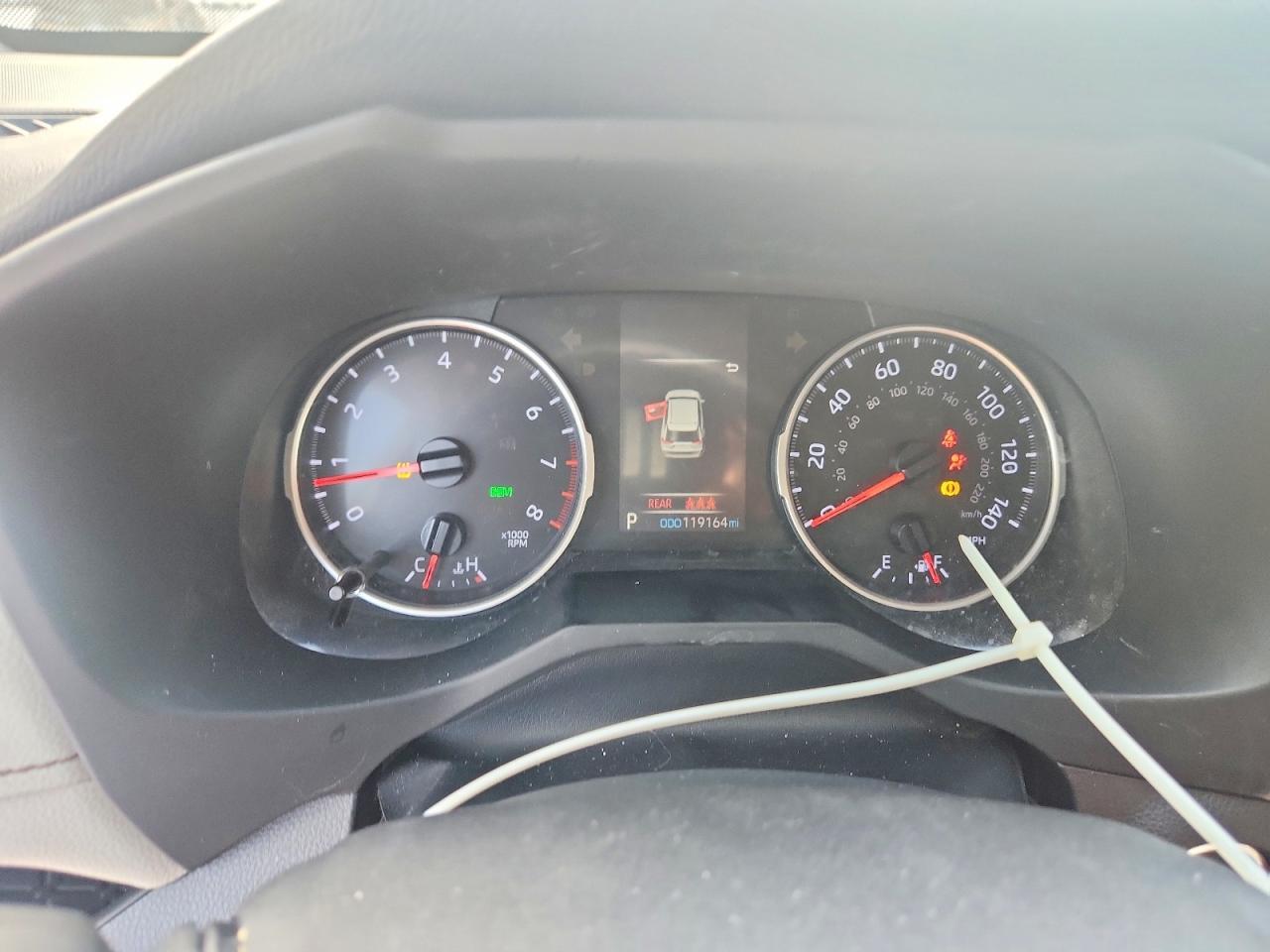 2020 Toyota Rav4 Xle - zdjęcie 9