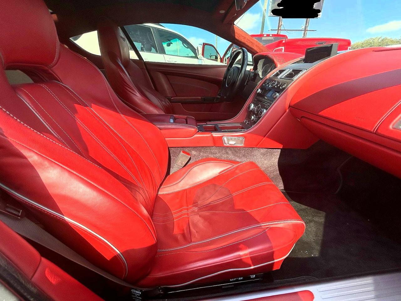 2014 Aston Martin Db9 - zdjęcie 5