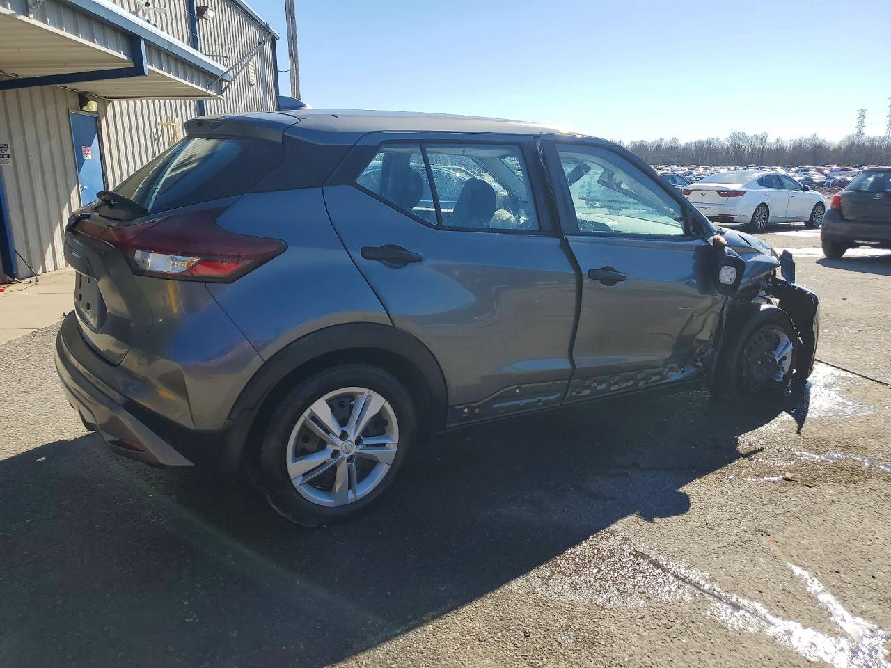 2022 Nissan Kicks S - zdjęcie 3