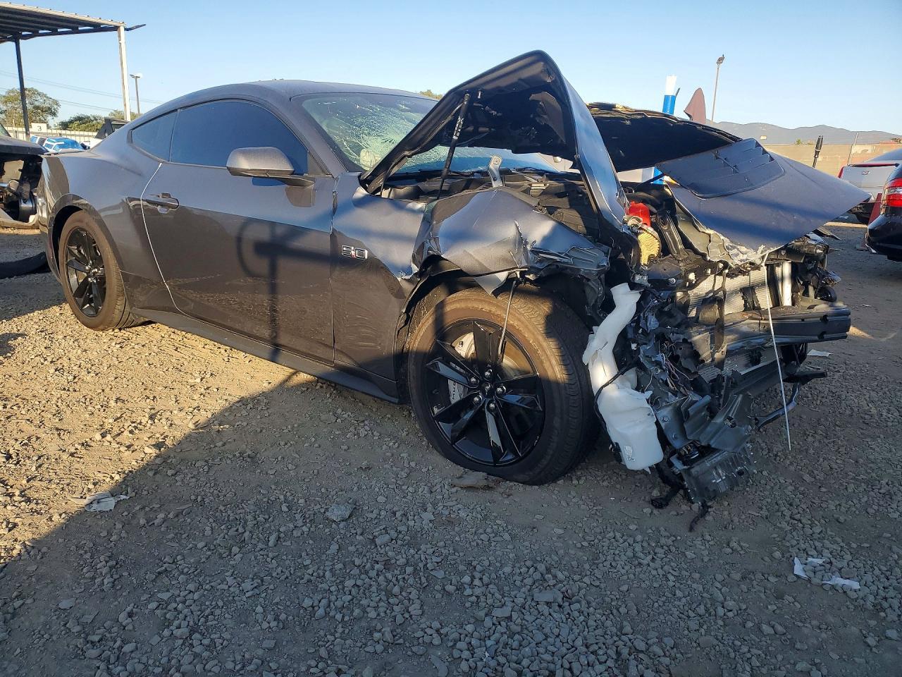 2025 Ford Mustang Gt - zdjęcie 4