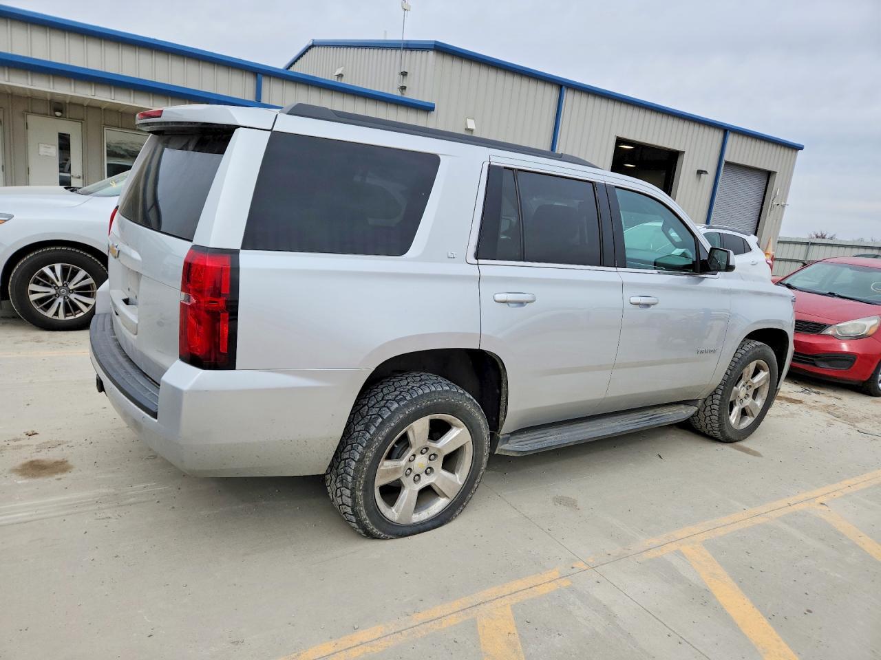 2015 Chevrolet Tahoe - zdjęcie 3