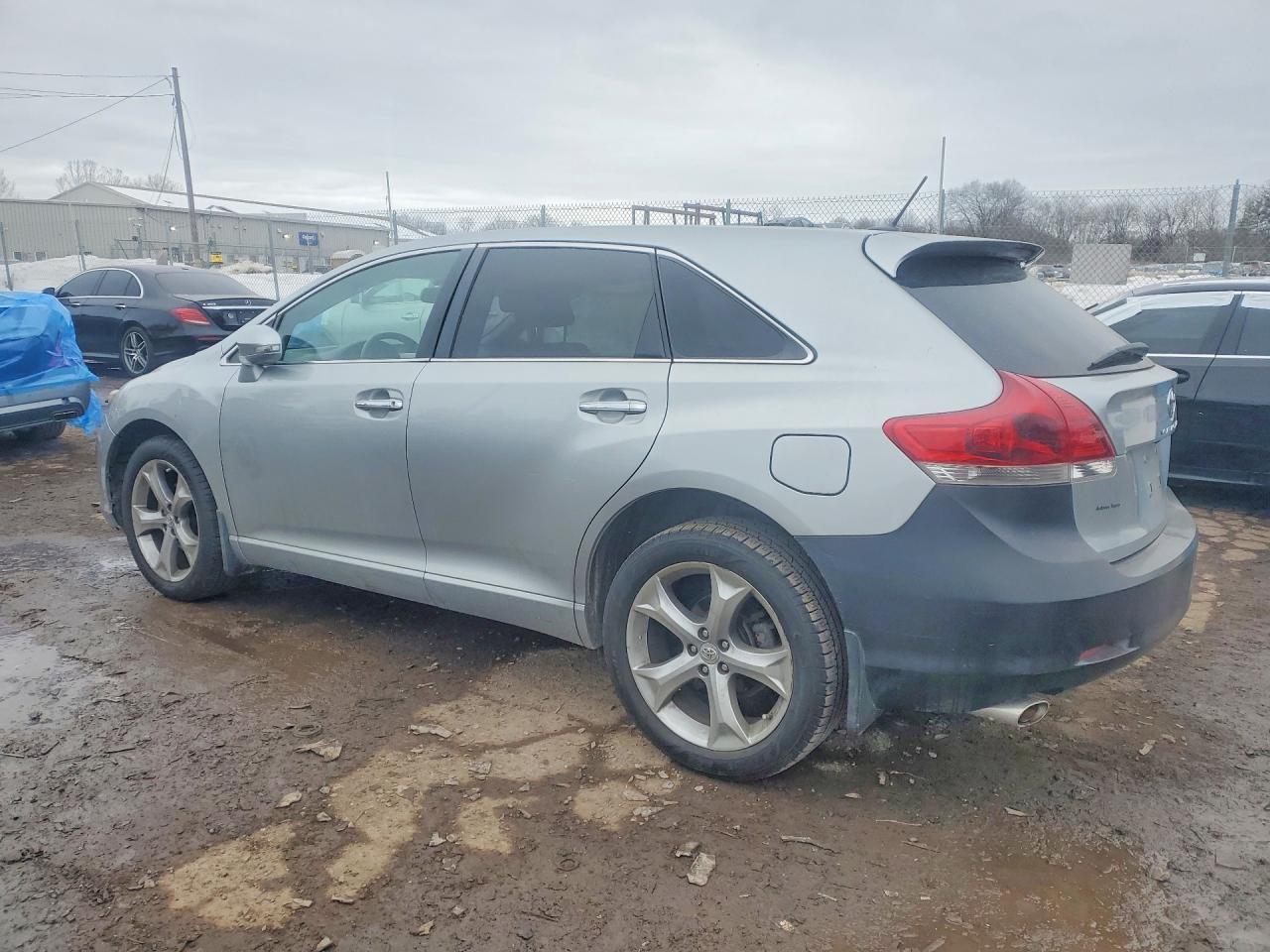 2015 Toyota Venza Xle - zdjęcie 2