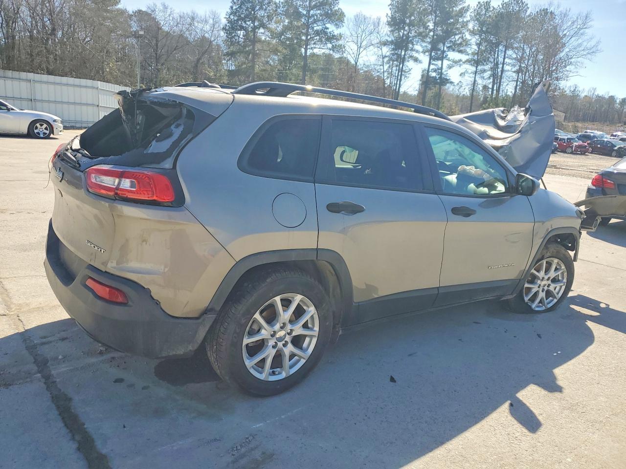 2017 Jeep Cherokee Sport - zdjęcie 3