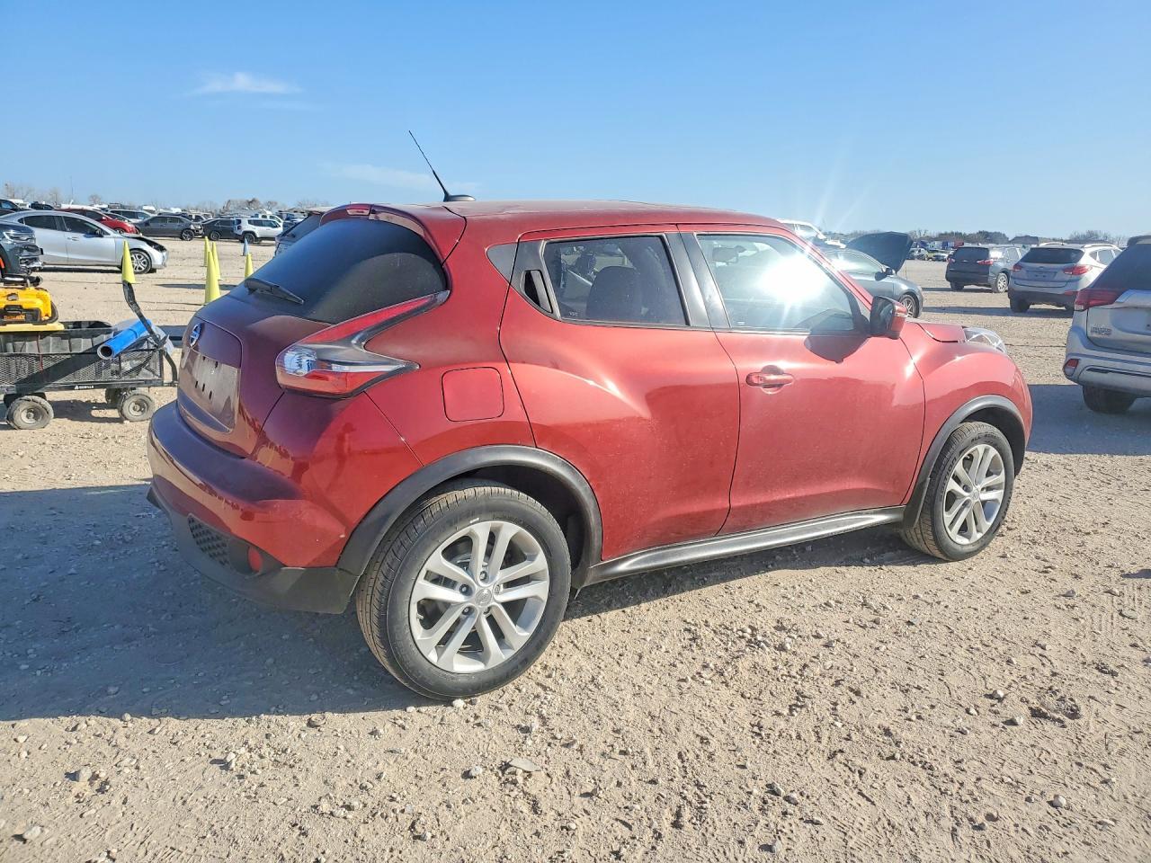 2016 Nissan Juke Sv - zdjęcie 3