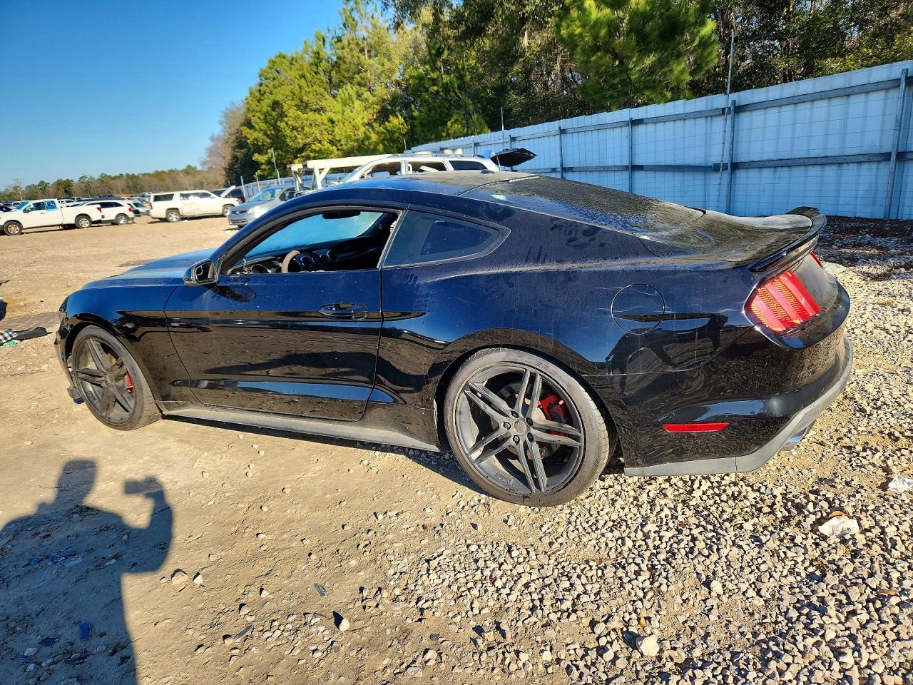 2016 Ford Mustang - zdjęcie 2