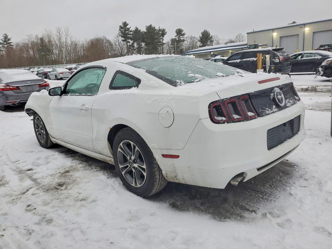 2014 Ford Mustang - zdjęcie 2
