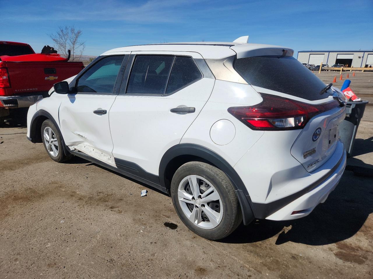 2024 Nissan Kicks S - zdjęcie 2