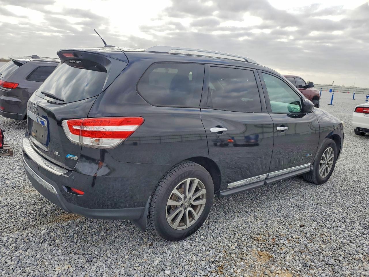2014 Nissan Pathfinder Hybrid Sl - zdjęcie 3