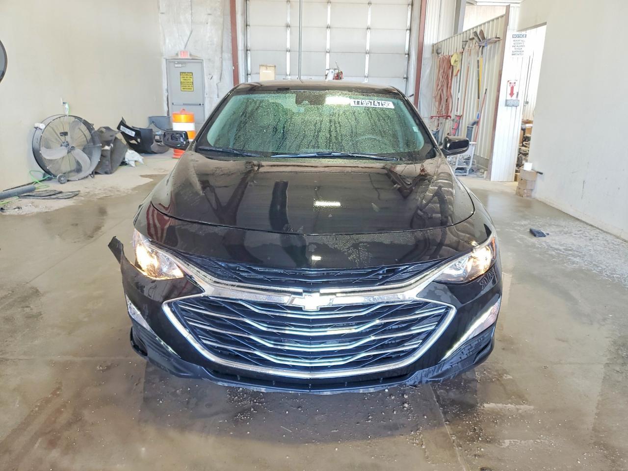 2025 Chevrolet Malibu Lt - zdjęcie 5