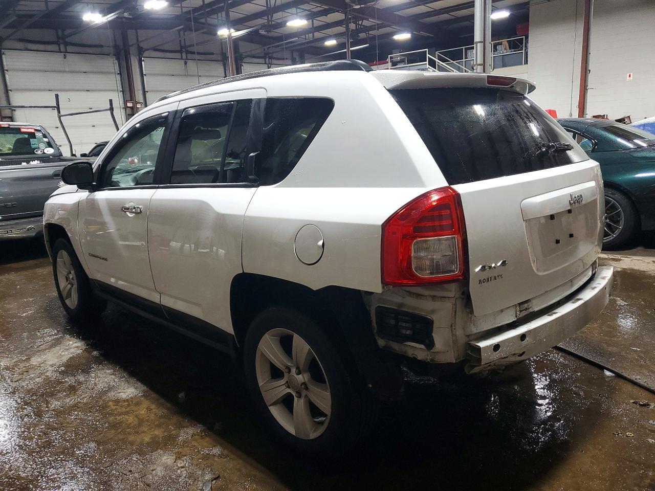 2013 Jeep Compass Latitude - zdjęcie 2