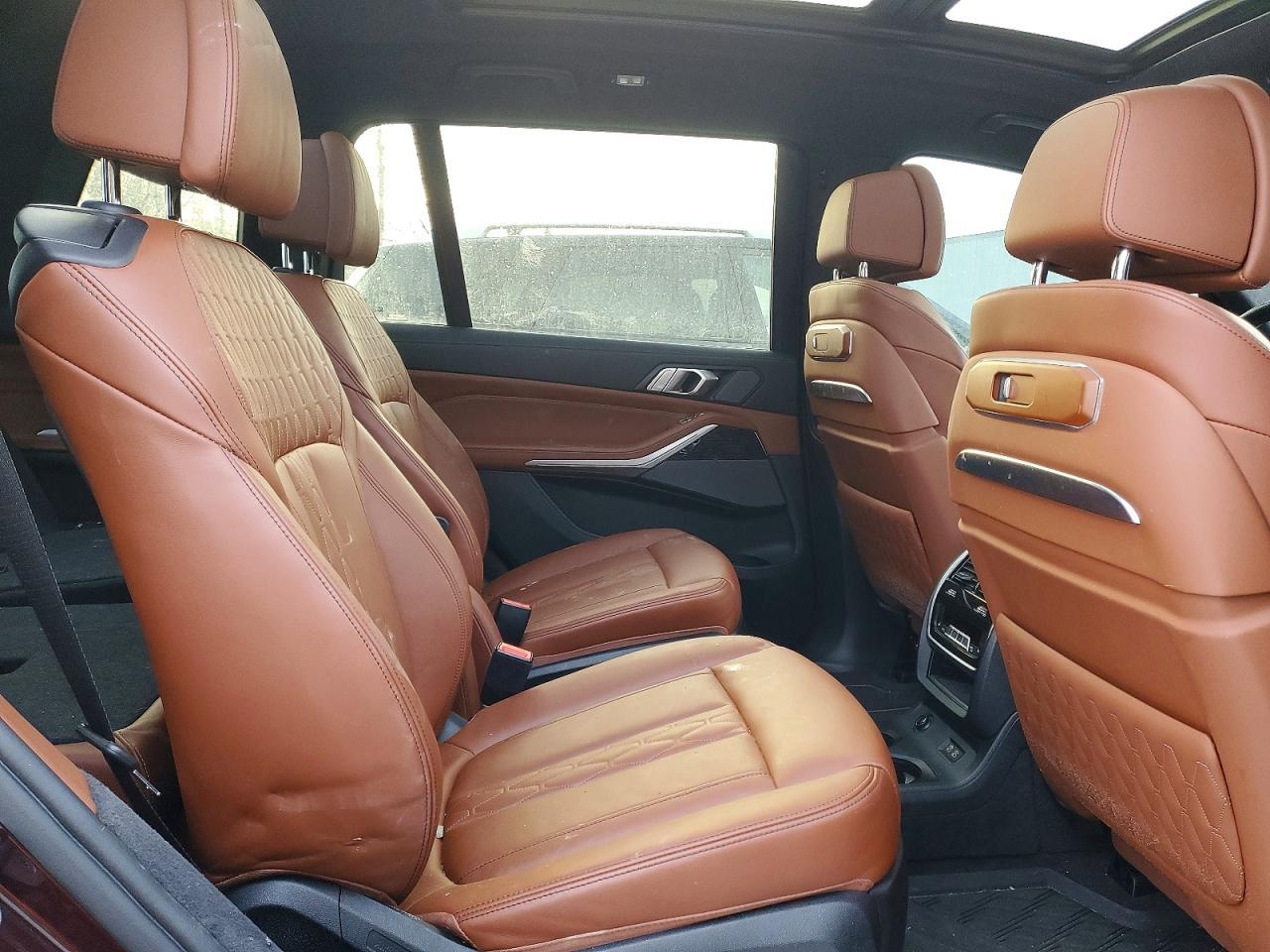 2023 BMW X7 xDrive40I - zdjęcie 11