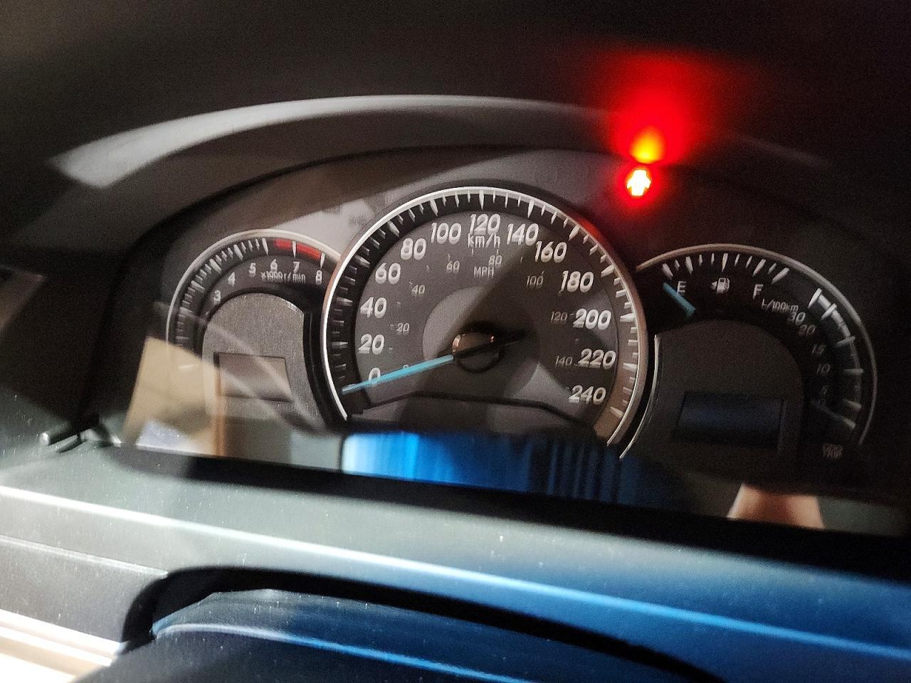 2013 Toyota Camry L - zdjęcie 9