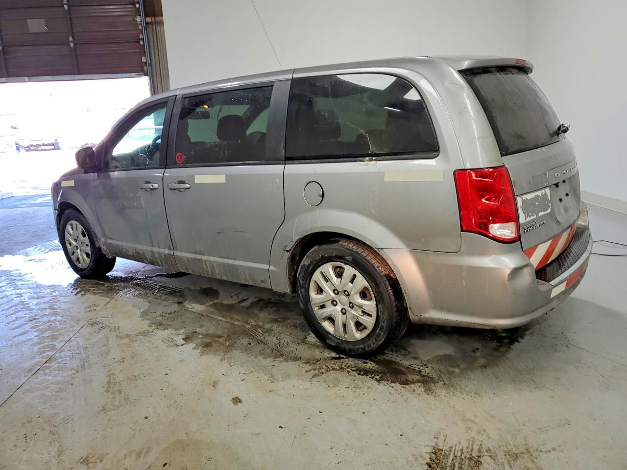 2018 Dodge Grand Caravan Se - zdjęcie 2