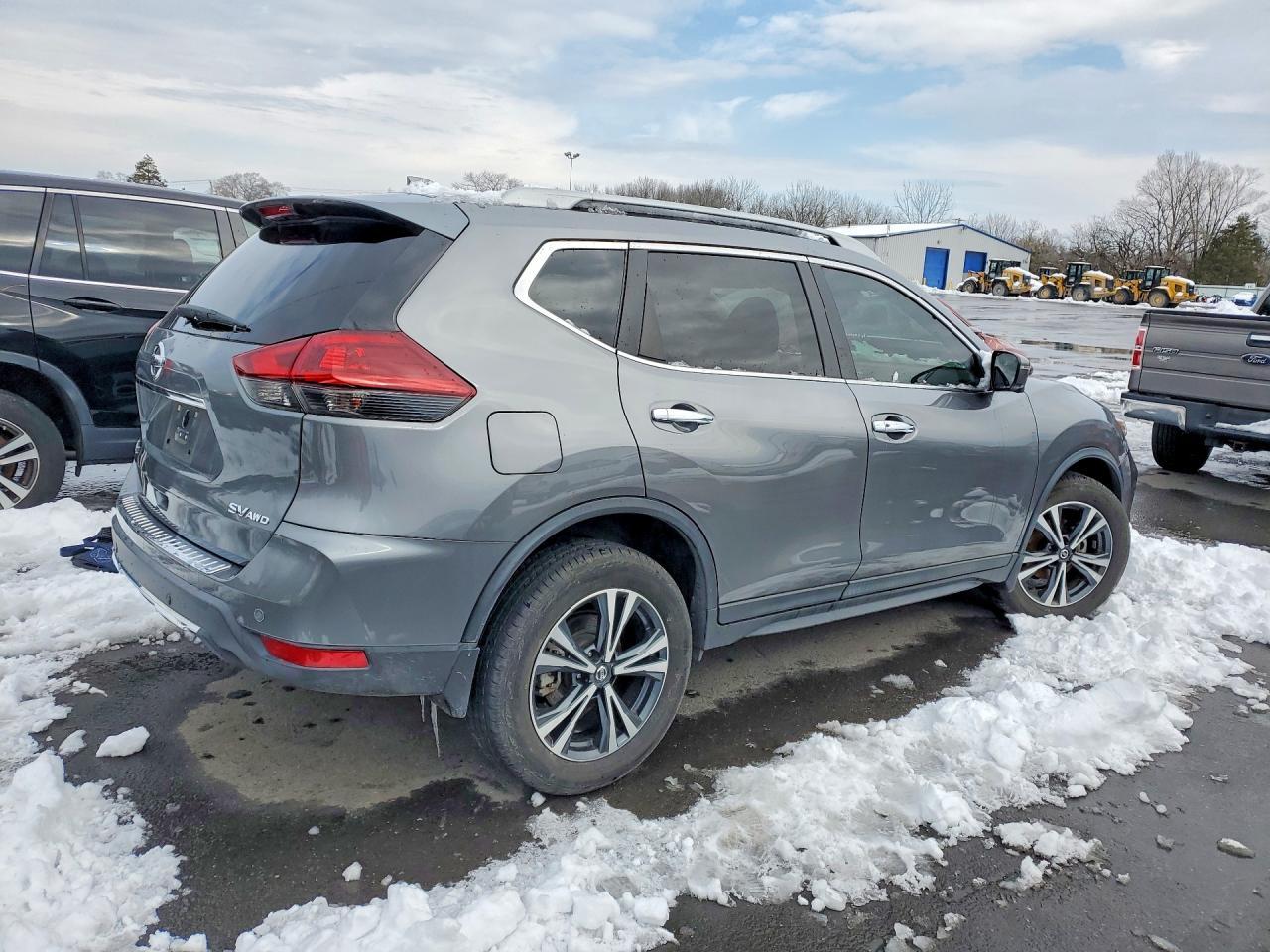 2019 Nissan Rogue S - zdjęcie 3