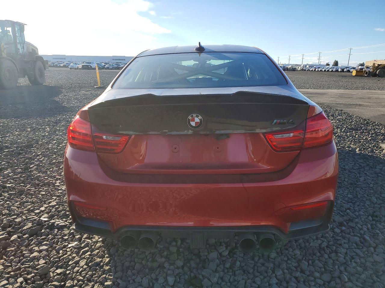 2015 BMW M4 - zdjęcie 6