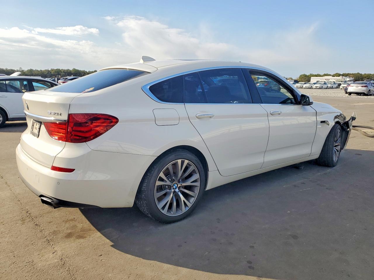 2013 BMW 550 Xigt - zdjęcie 3