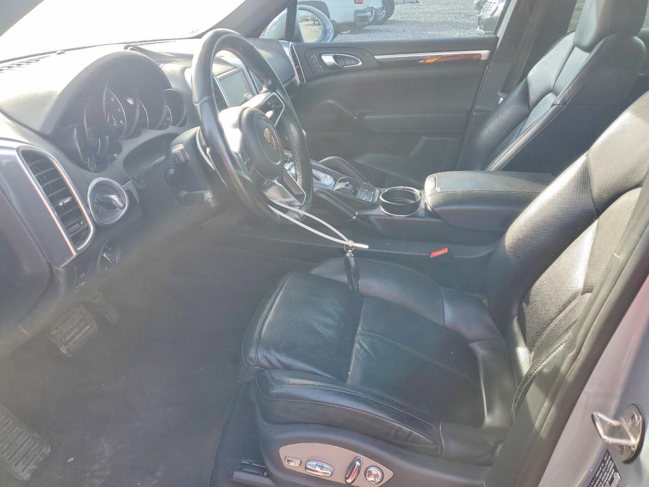 2018 Porsche Cayenne - zdjęcie 7