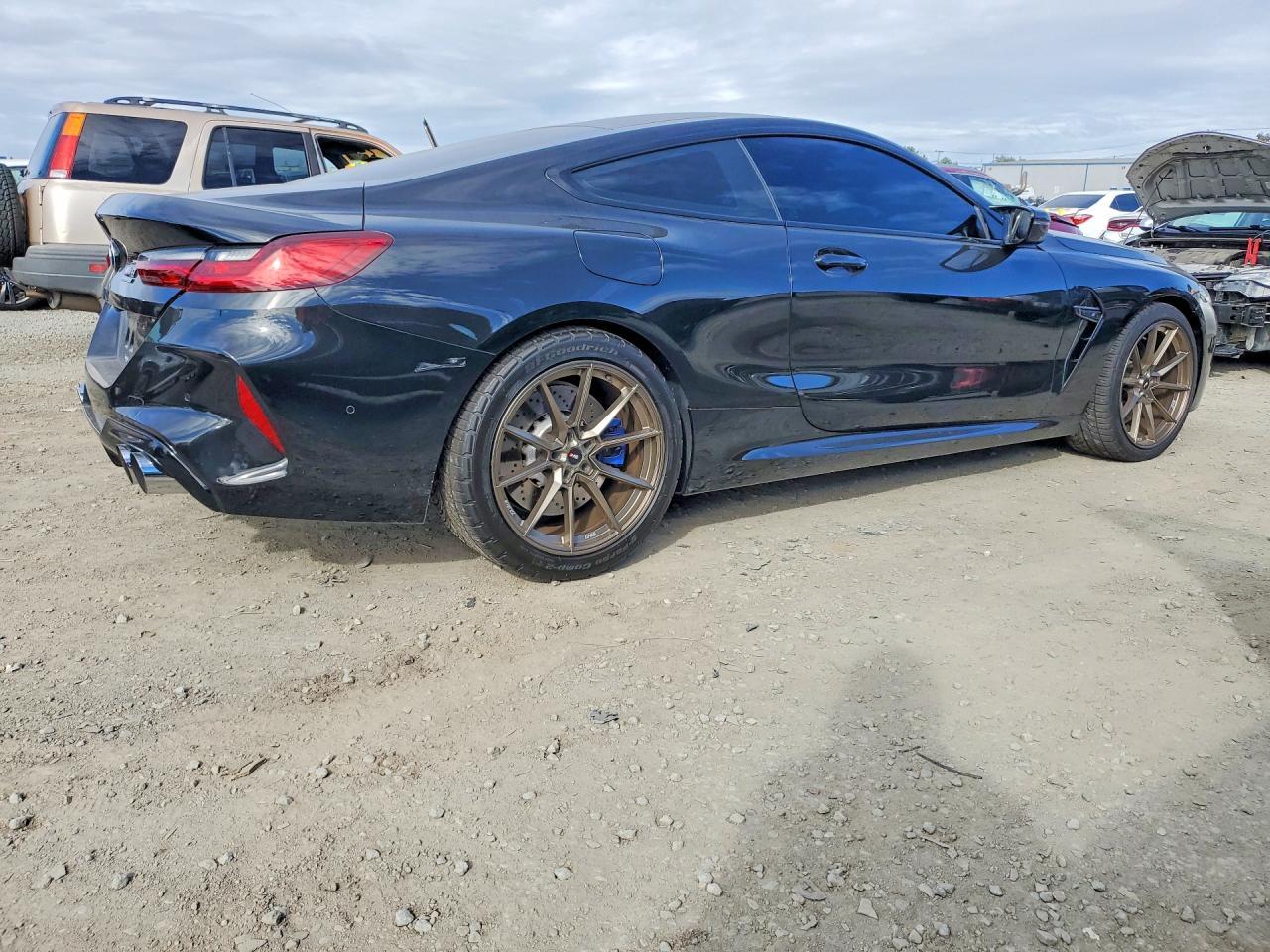 2020 BMW M8 - zdjęcie 3