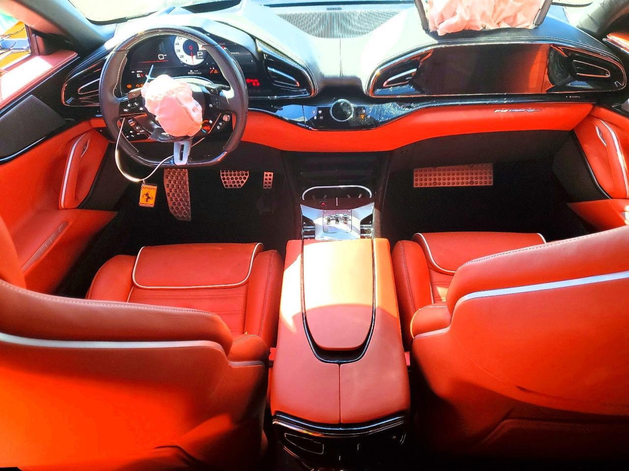 2024 Ferrari Purosangue - zdjęcie 8