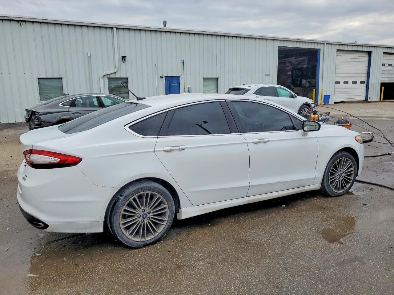 2014 Ford Fusion Se - zdjęcie 3