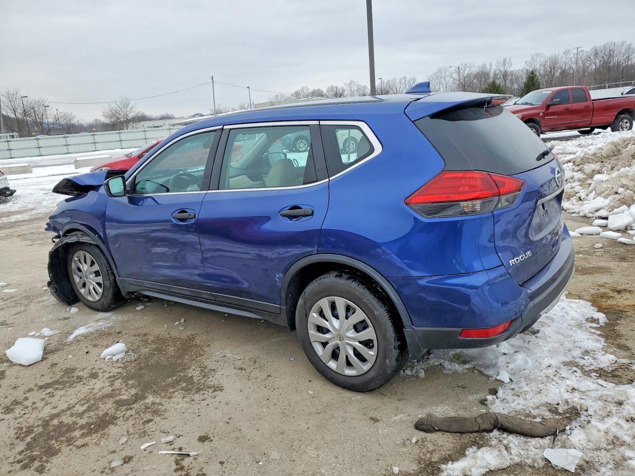 2017 Nissan Rogue S - zdjęcie 2