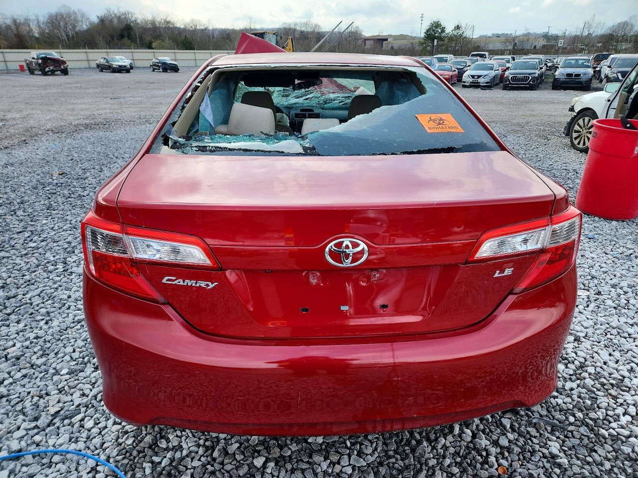 2014 Toyota Camry Le - zdjęcie 6