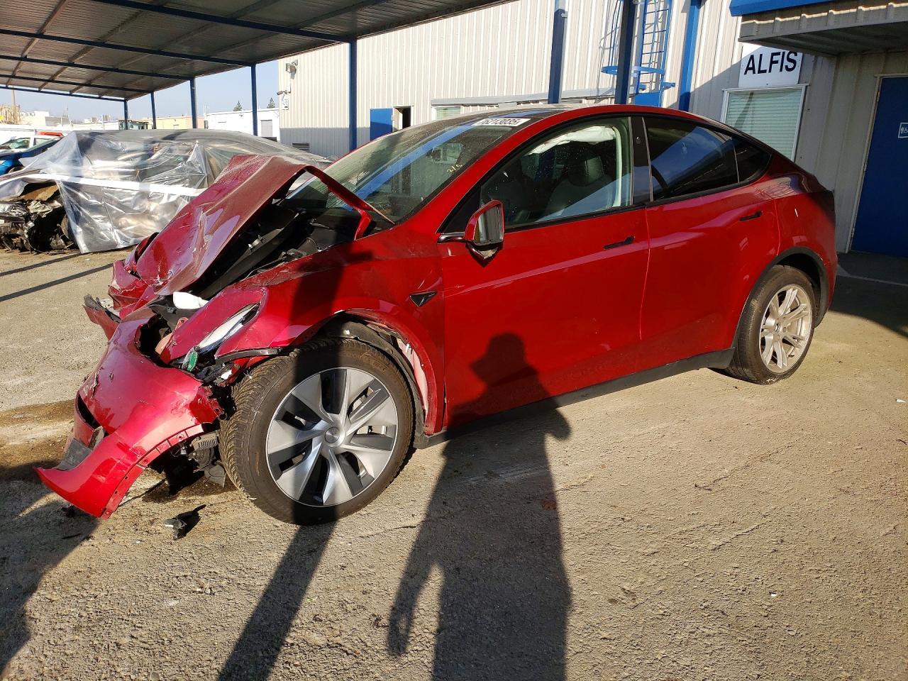 2024 Tesla Model Y - zdjęcie główne