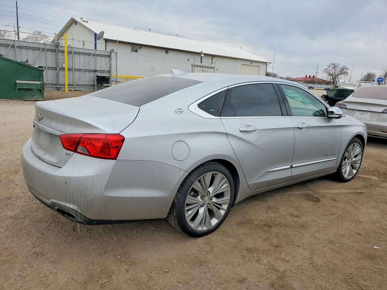 2015 Chevrolet Impala Ltz - zdjęcie 3