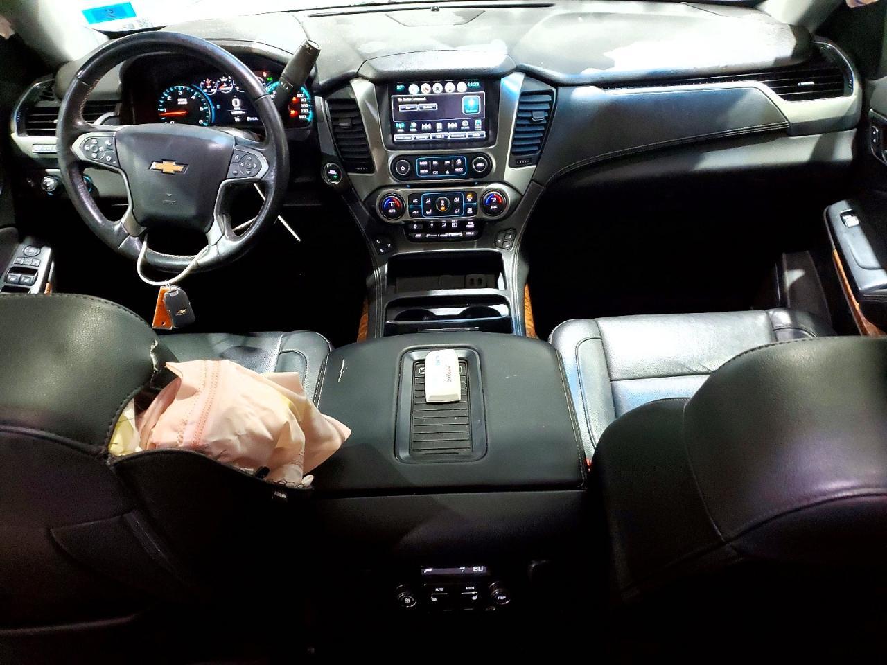 2018 Chevrolet Suburban K1500 Premier - zdjęcie 8