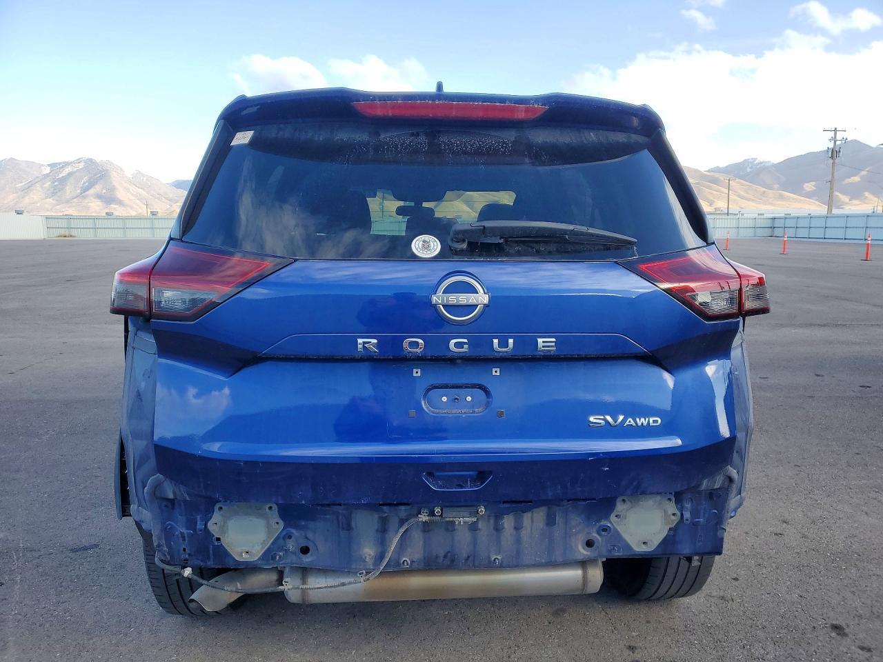 2022 Nissan Rogue Sv - zdjęcie 6