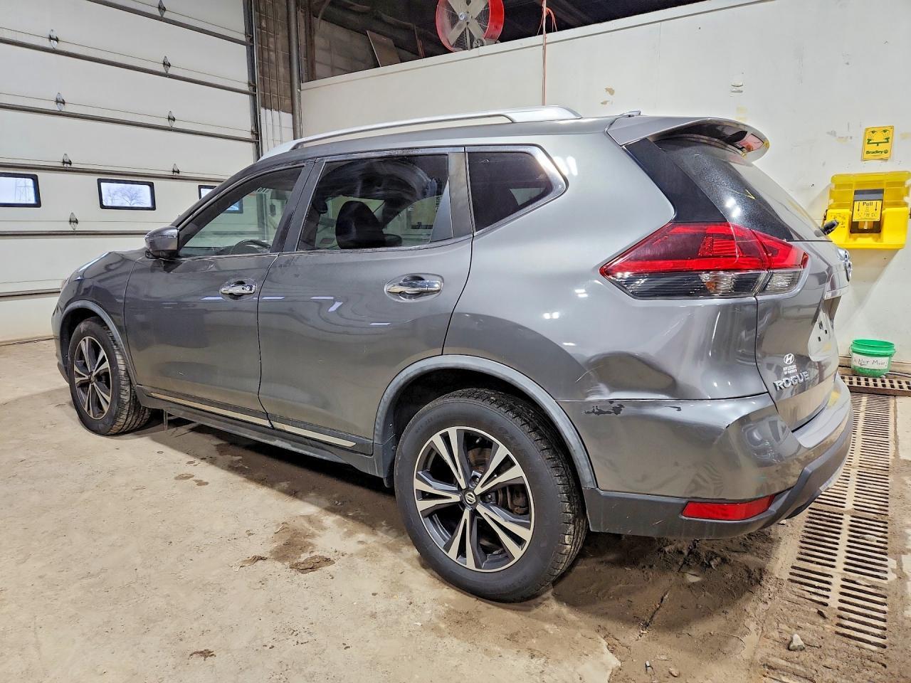 2018 Nissan Rogue Sl - zdjęcie 2