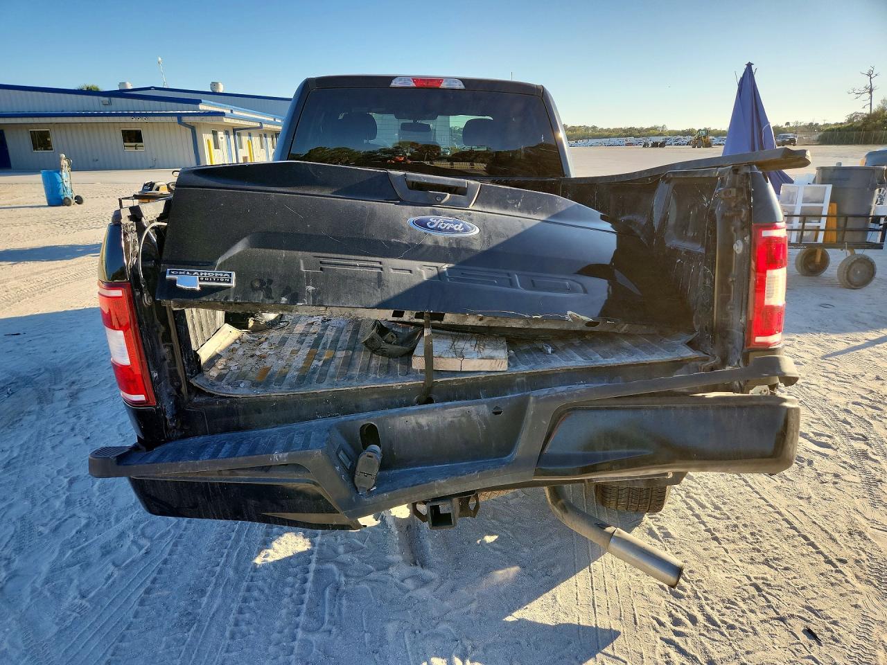 2020 Ford F150 Super Cab - zdjęcie 6