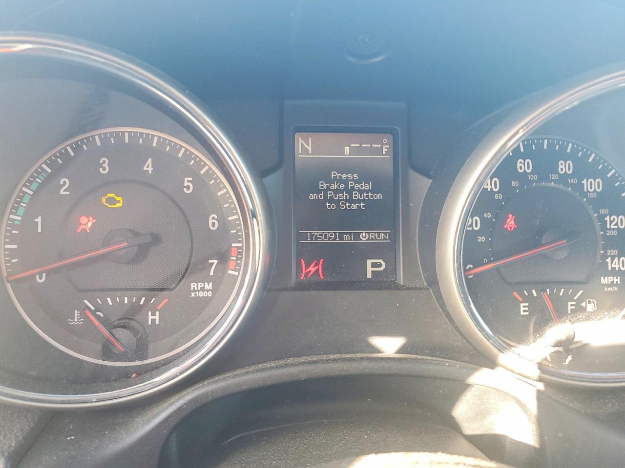 2013 Jeep Grand Cherokee Laredo - zdjęcie 9