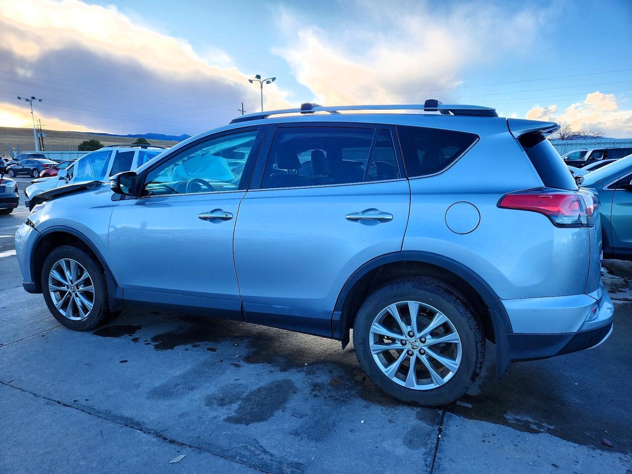 2016 Toyota Rav4 Limited - zdjęcie 2