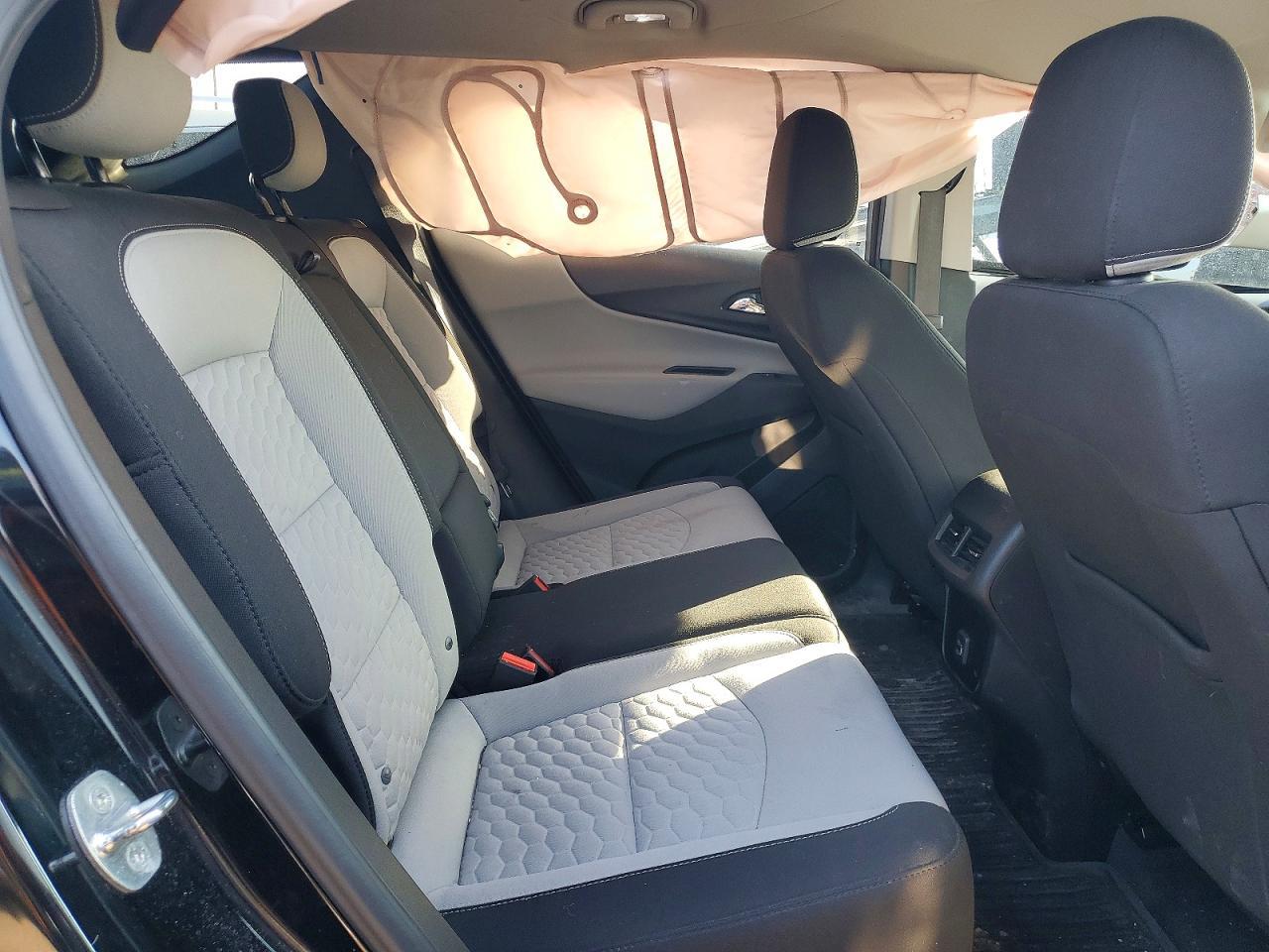 2020 Chevrolet Equinox Ls - zdjęcie 11