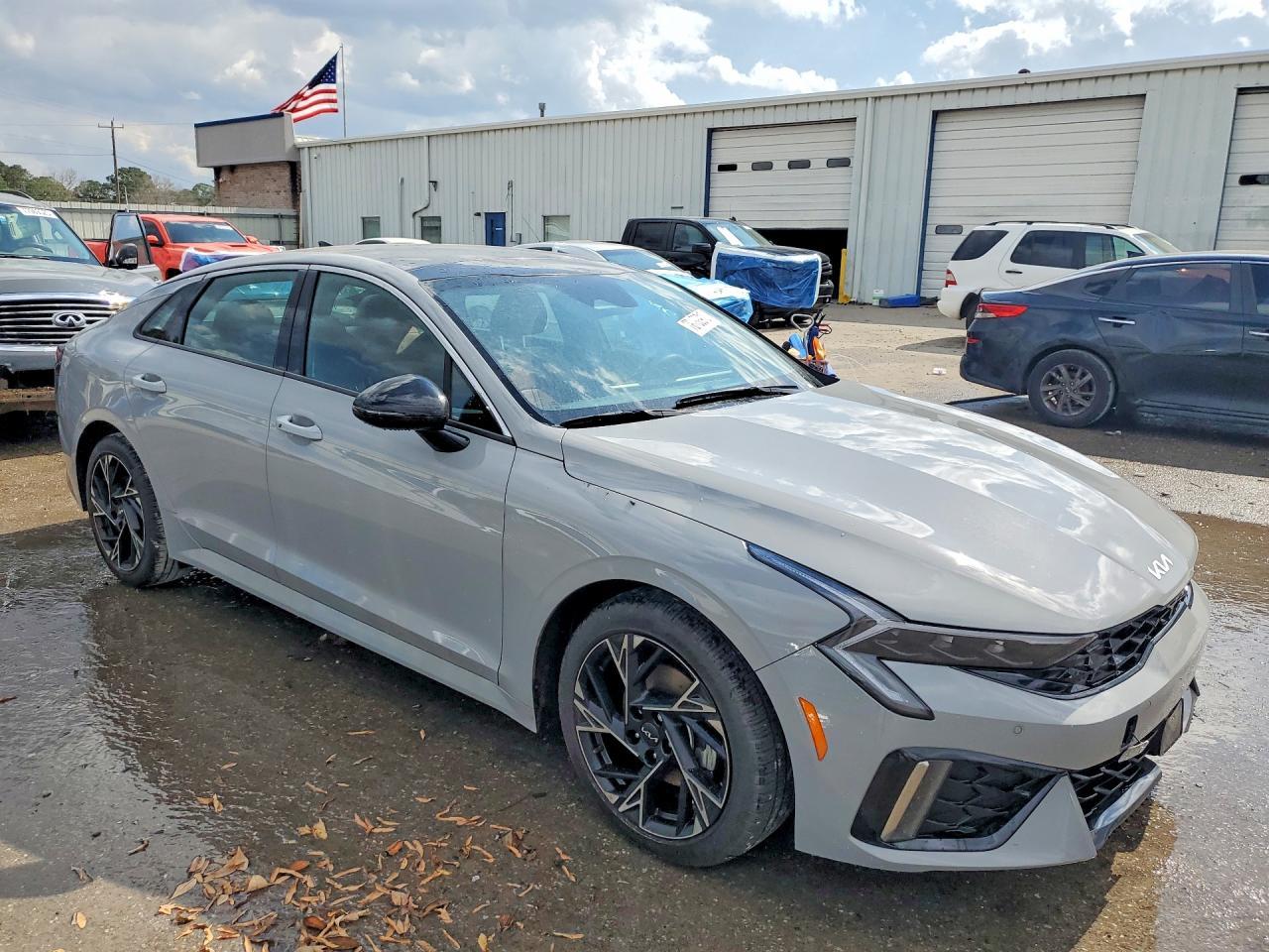 2025 Kia K5 Gt-Line - zdjęcie 4