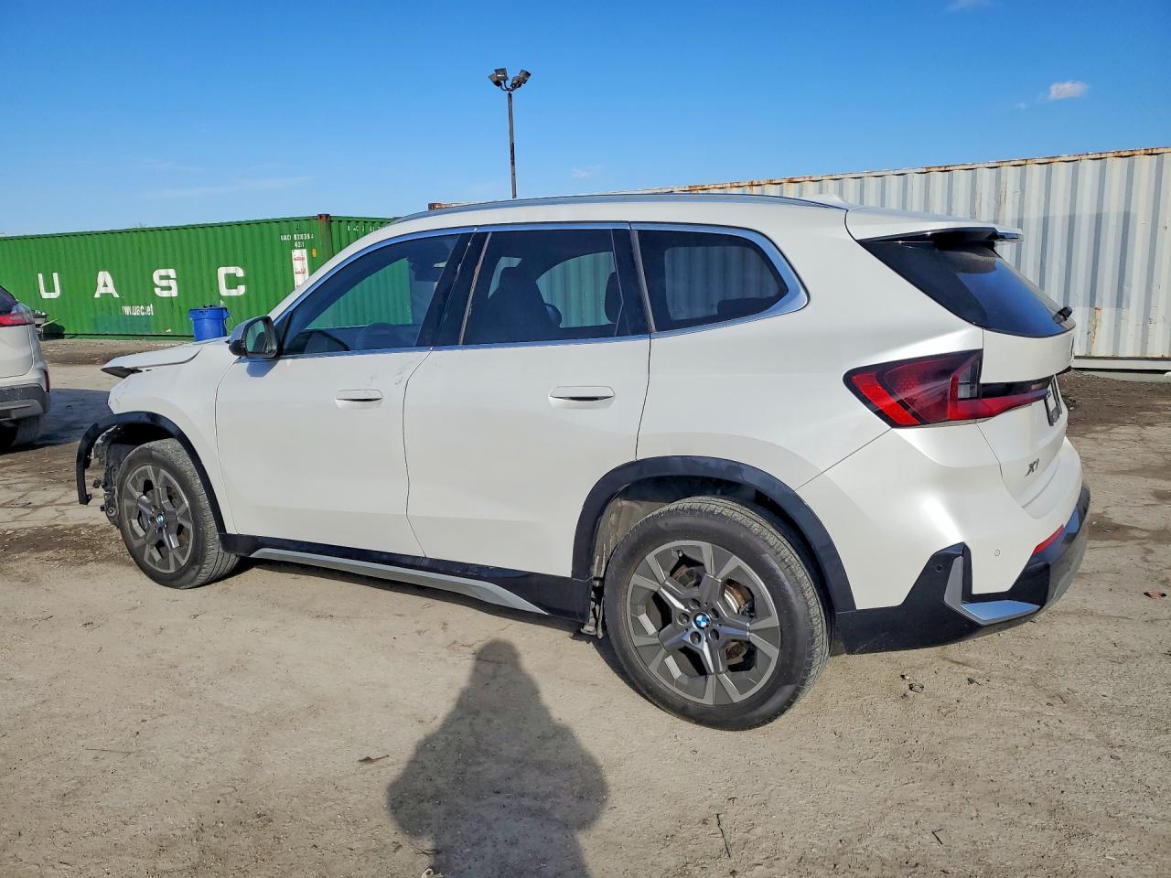 2024 BMW X1 xDrive28I - zdjęcie 2