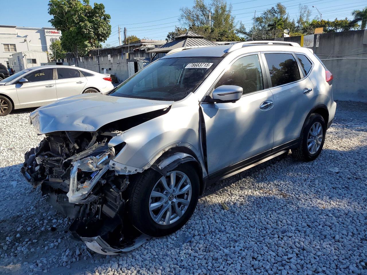 2018 Nissan Rogue Sv - zdjęcie główne