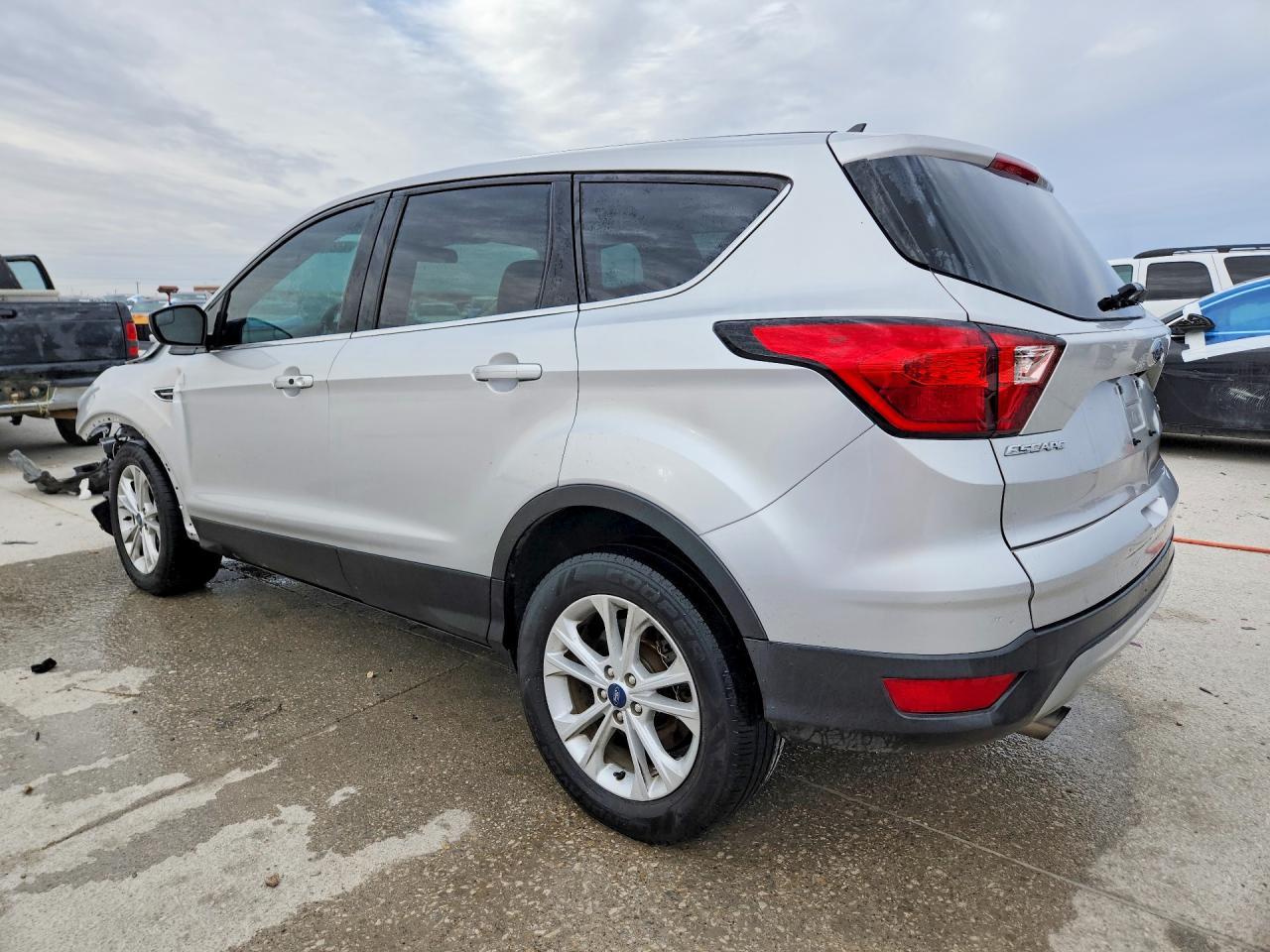 2019 Ford Escape Se - zdjęcie 2