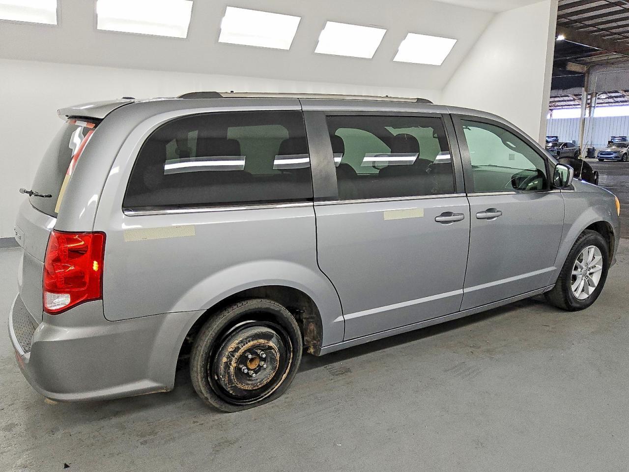 2019 Dodge Grand Caravan Sxt - zdjęcie 3