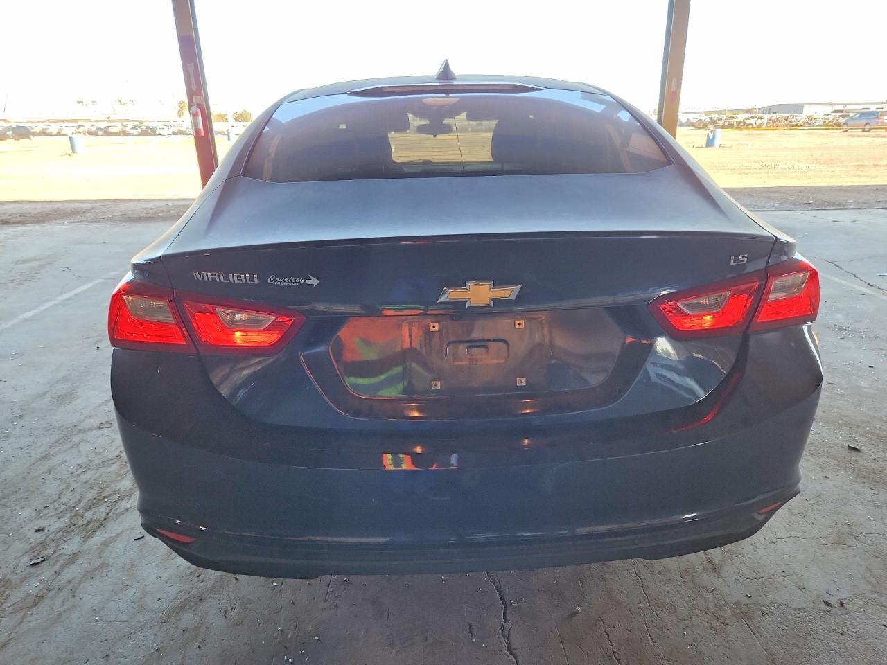 2016 Chevrolet Malibu Ls - zdjęcie 6